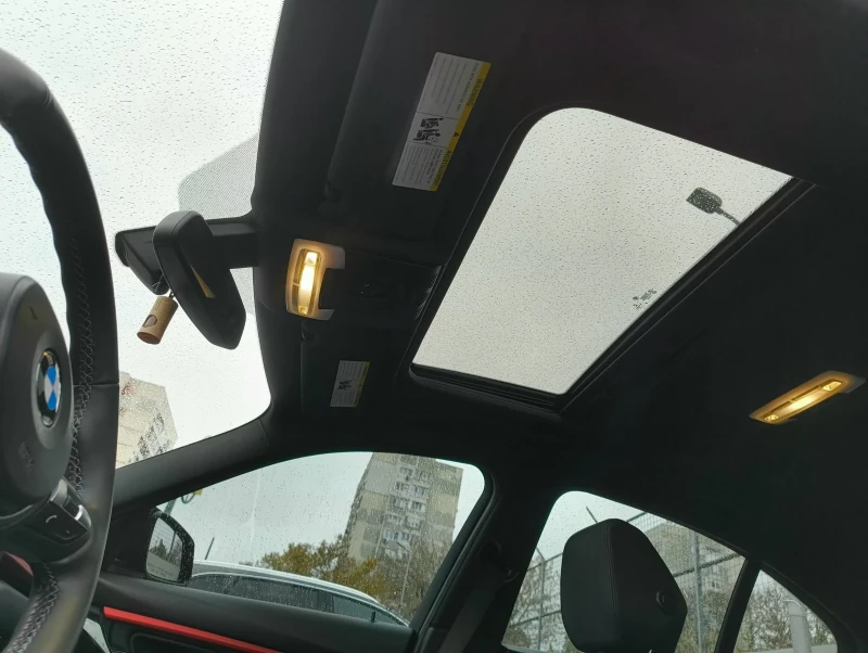 BMW 330 xDrive, снимка 11 - Автомобили и джипове - 52353926