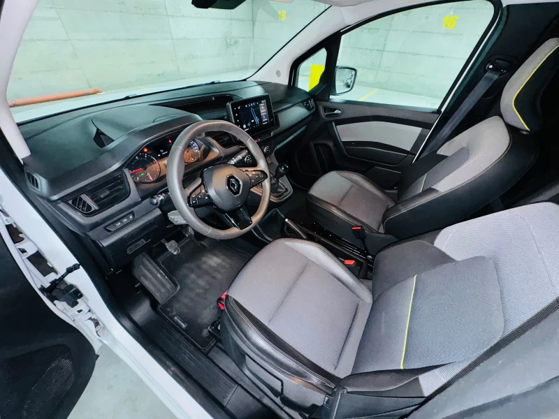 Renault Kangoo 1.5 DCI, снимка 10 - Автомобили и джипове - 52913163