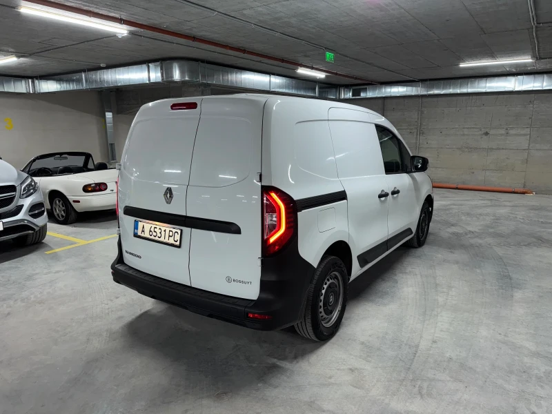 Renault Kangoo 1.5 DCI, снимка 4 - Автомобили и джипове - 52850659