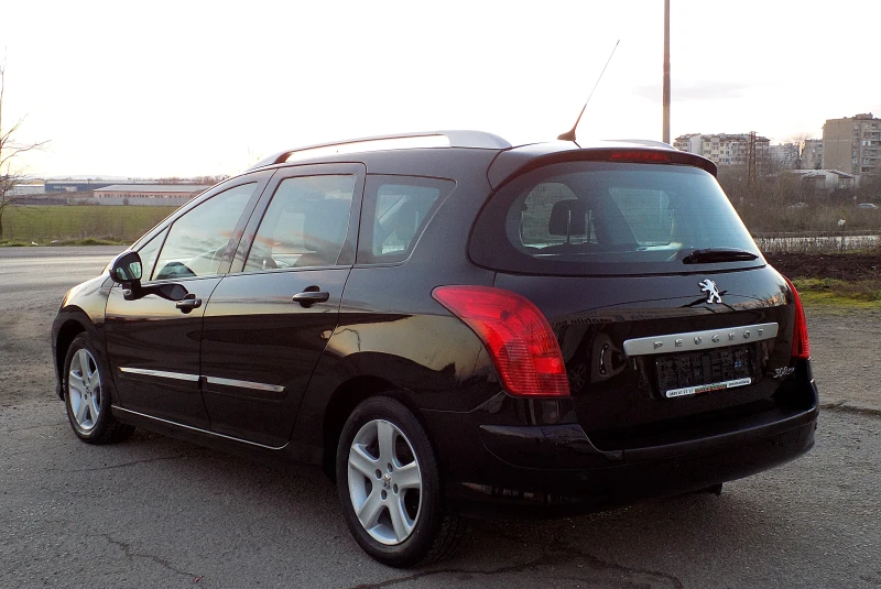 Peugeot 308 1.6HDi/109к/6ск./NAVi/ПАНОРАМА/РЕАЛНИ КМ/2010г., снимка 4 - Автомобили и джипове - 53114093