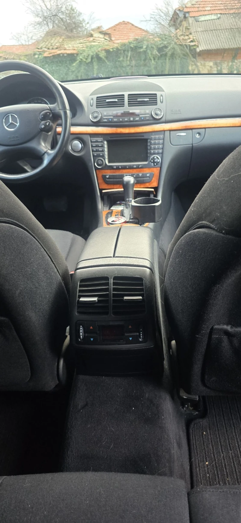 Mercedes-Benz E 350, снимка 5 - Автомобили и джипове - 53541395