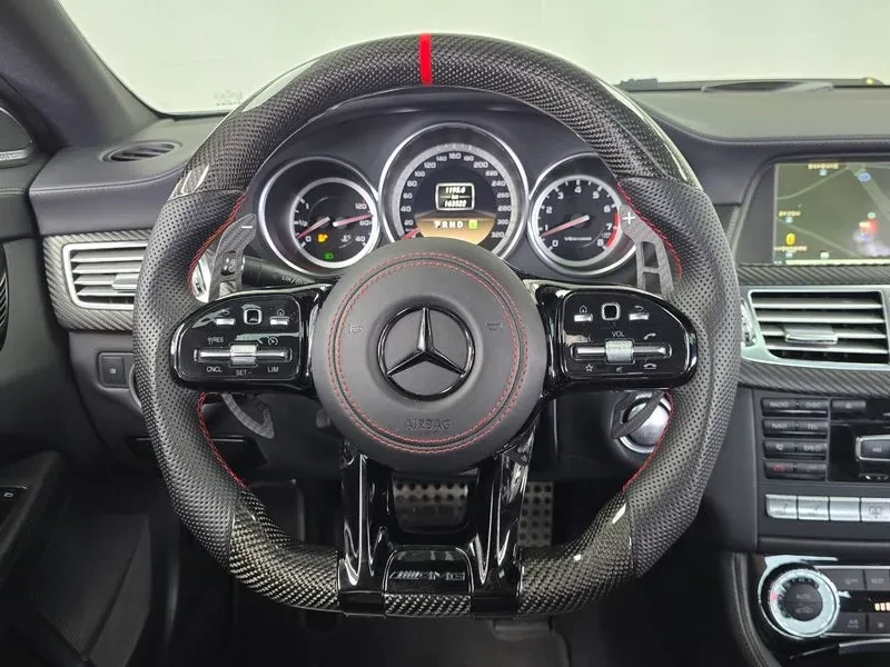 Mercedes-Benz CLS 63 AMG, снимка 12 - Автомобили и джипове - 55785248