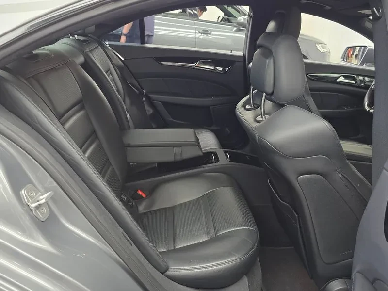Mercedes-Benz CLS 63 AMG, снимка 11 - Автомобили и джипове - 55785248
