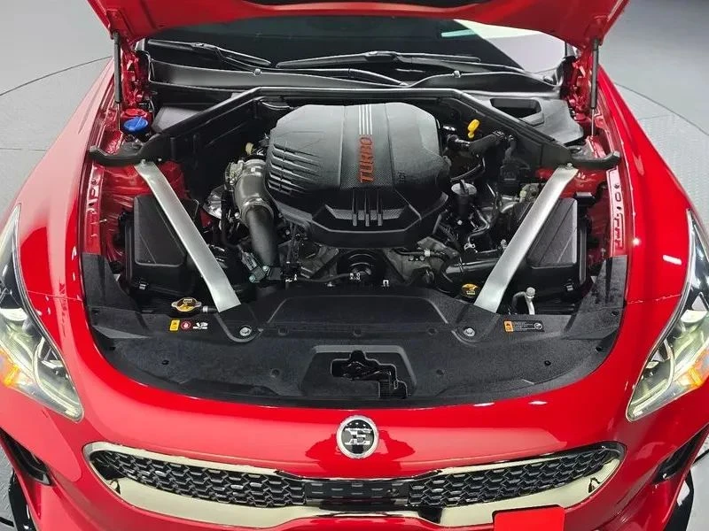 Kia Stinger, снимка 5 - Автомобили и джипове - 56689207