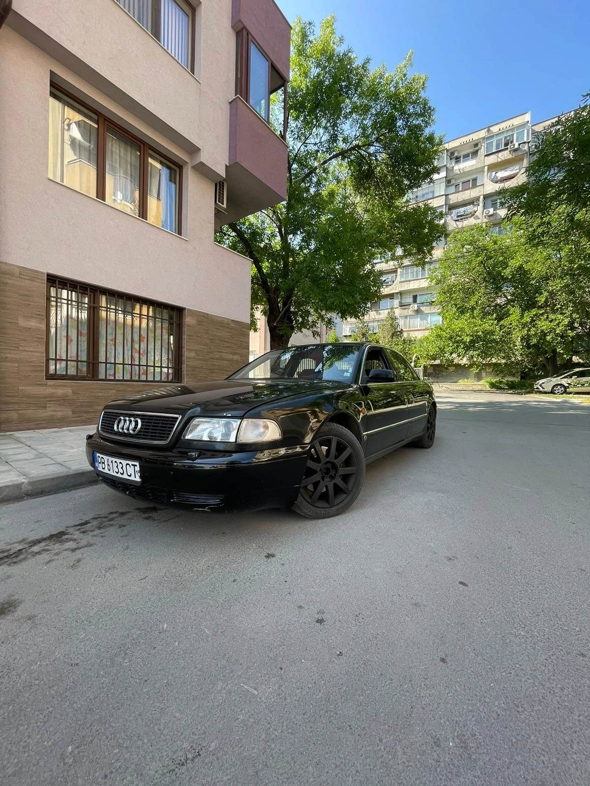 Audi A8  - изображение 2