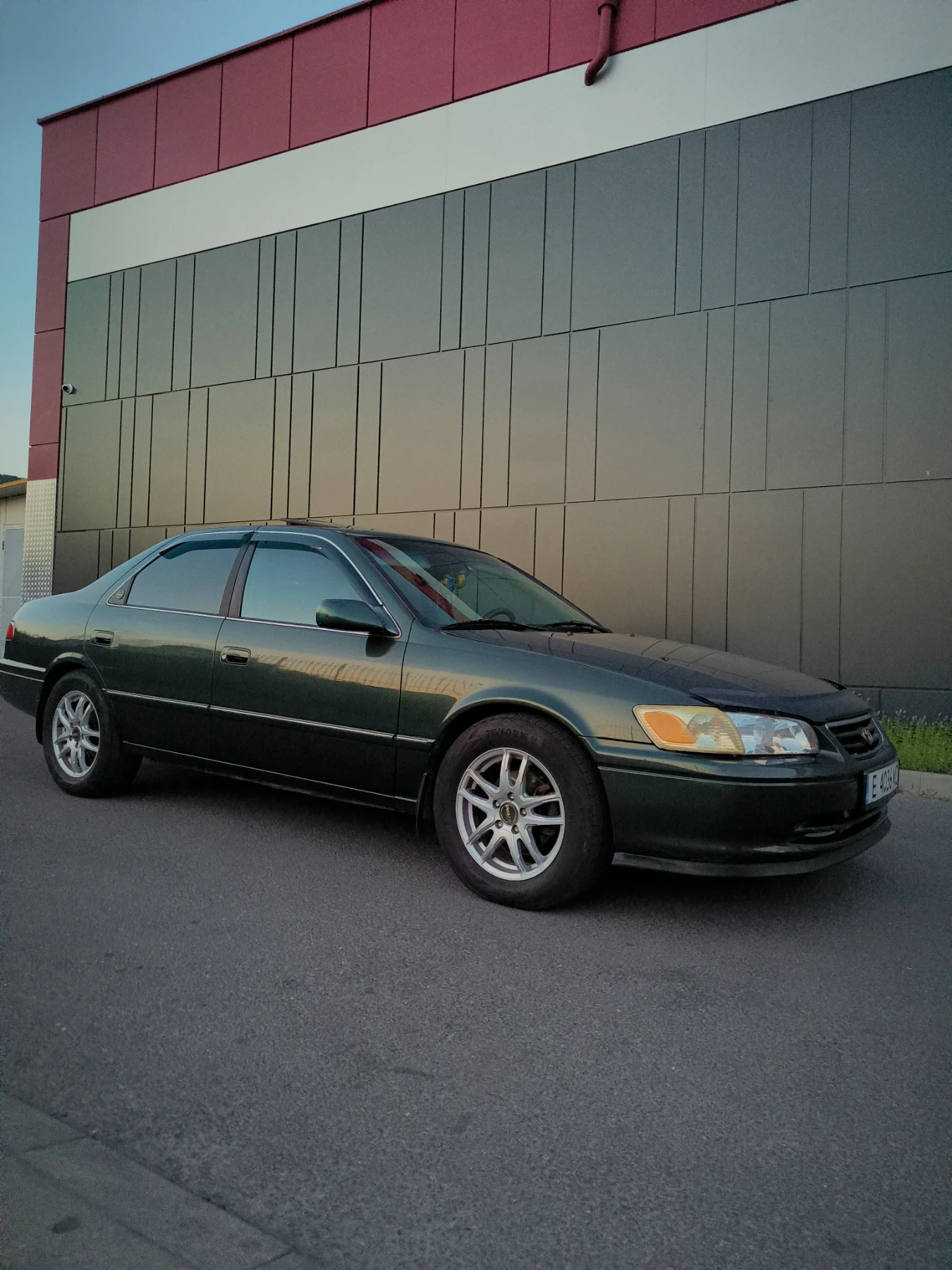 Toyota Camry  - изображение 10