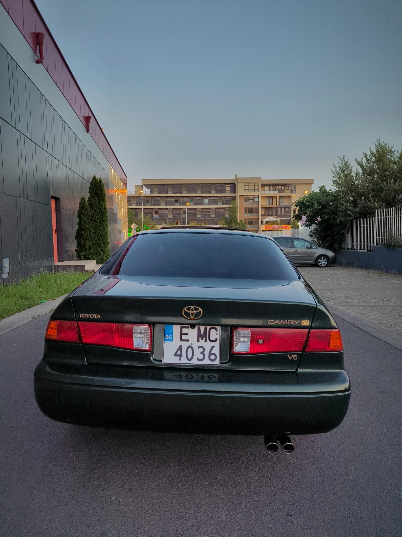 Toyota Camry  - изображение 8