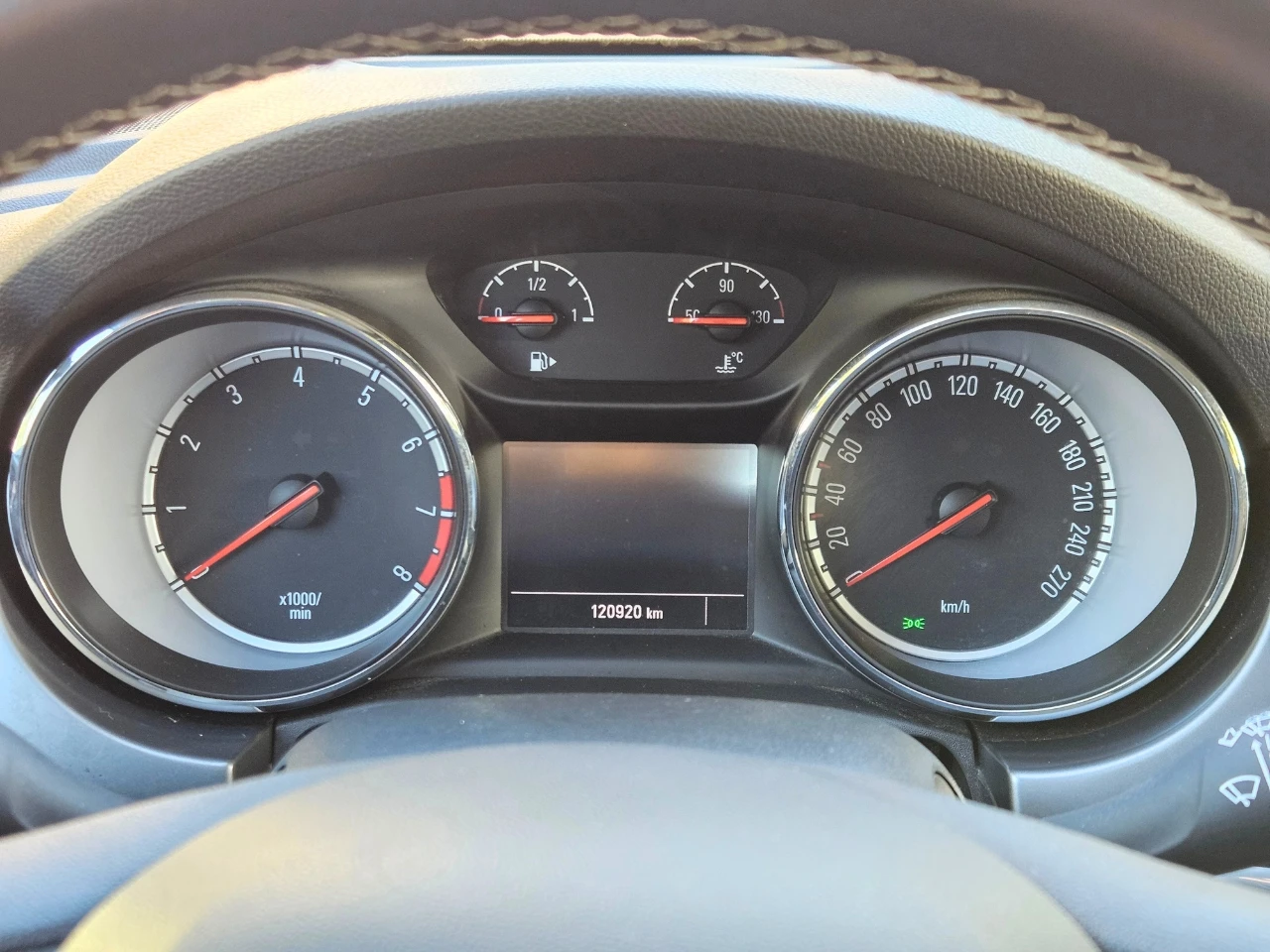Opel Astra K - изображение 8