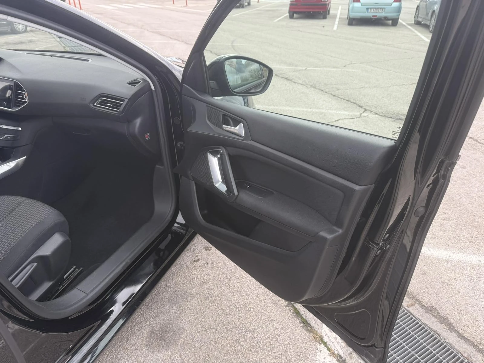Peugeot 308  - изображение 8
