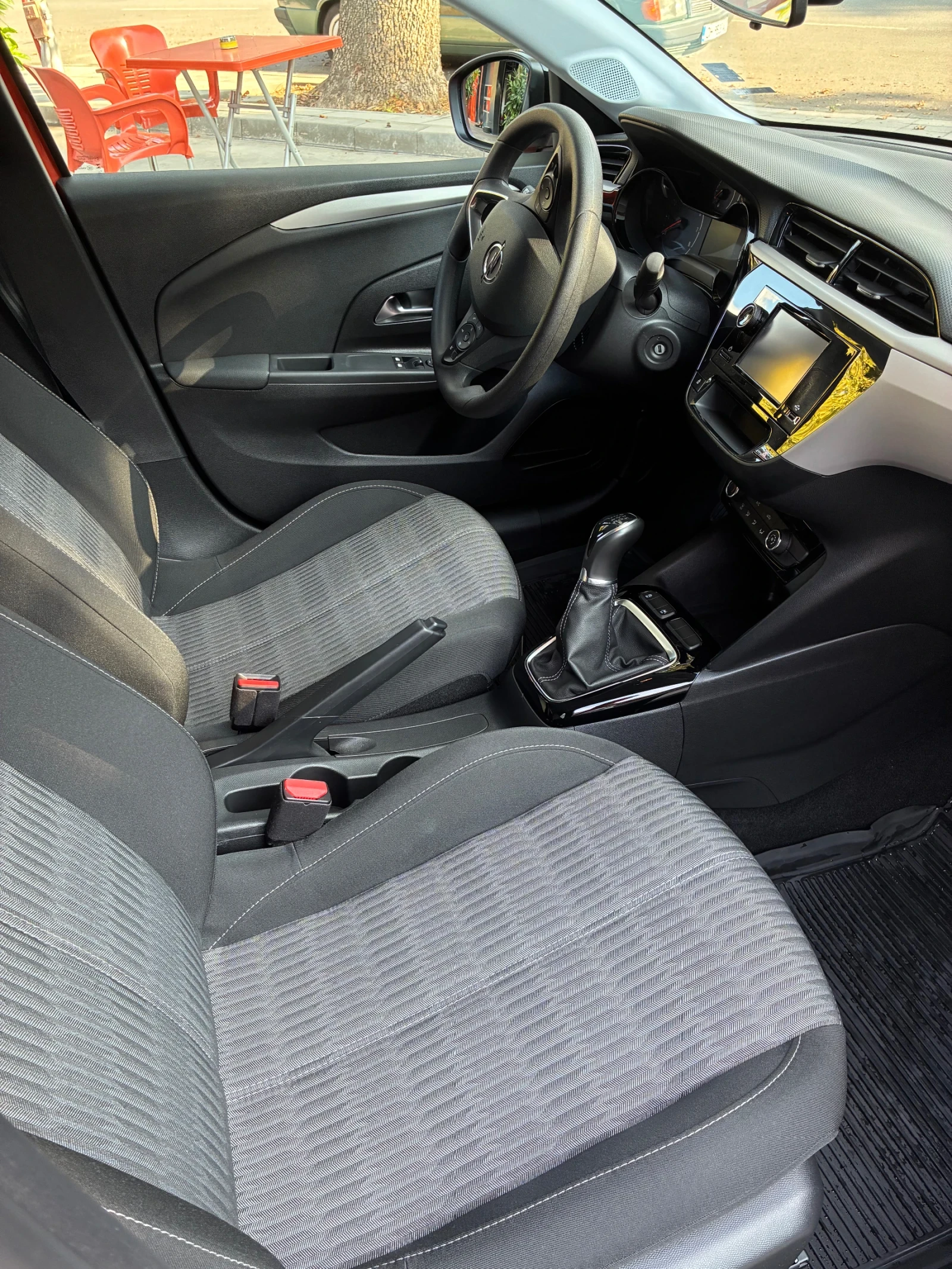 Opel Corsa  - изображение 8