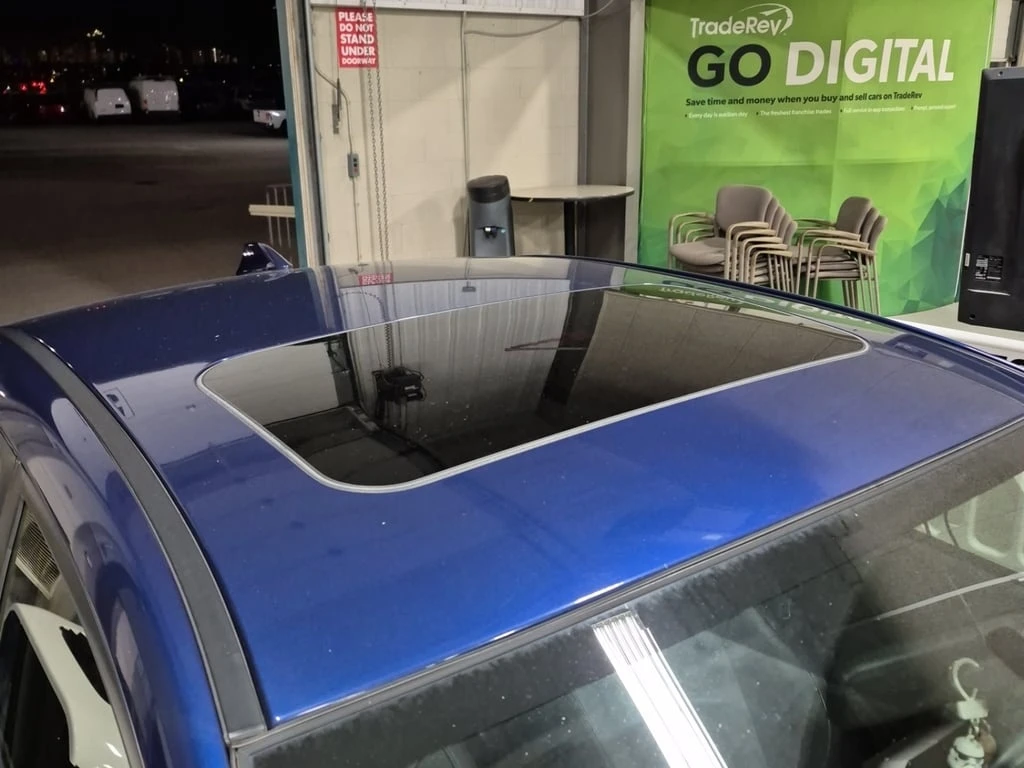 Subaru WRX * W/SPORT TECH PKG * CARFAX * ��� ������������ ��� | Mobile.bg � ����������� 17