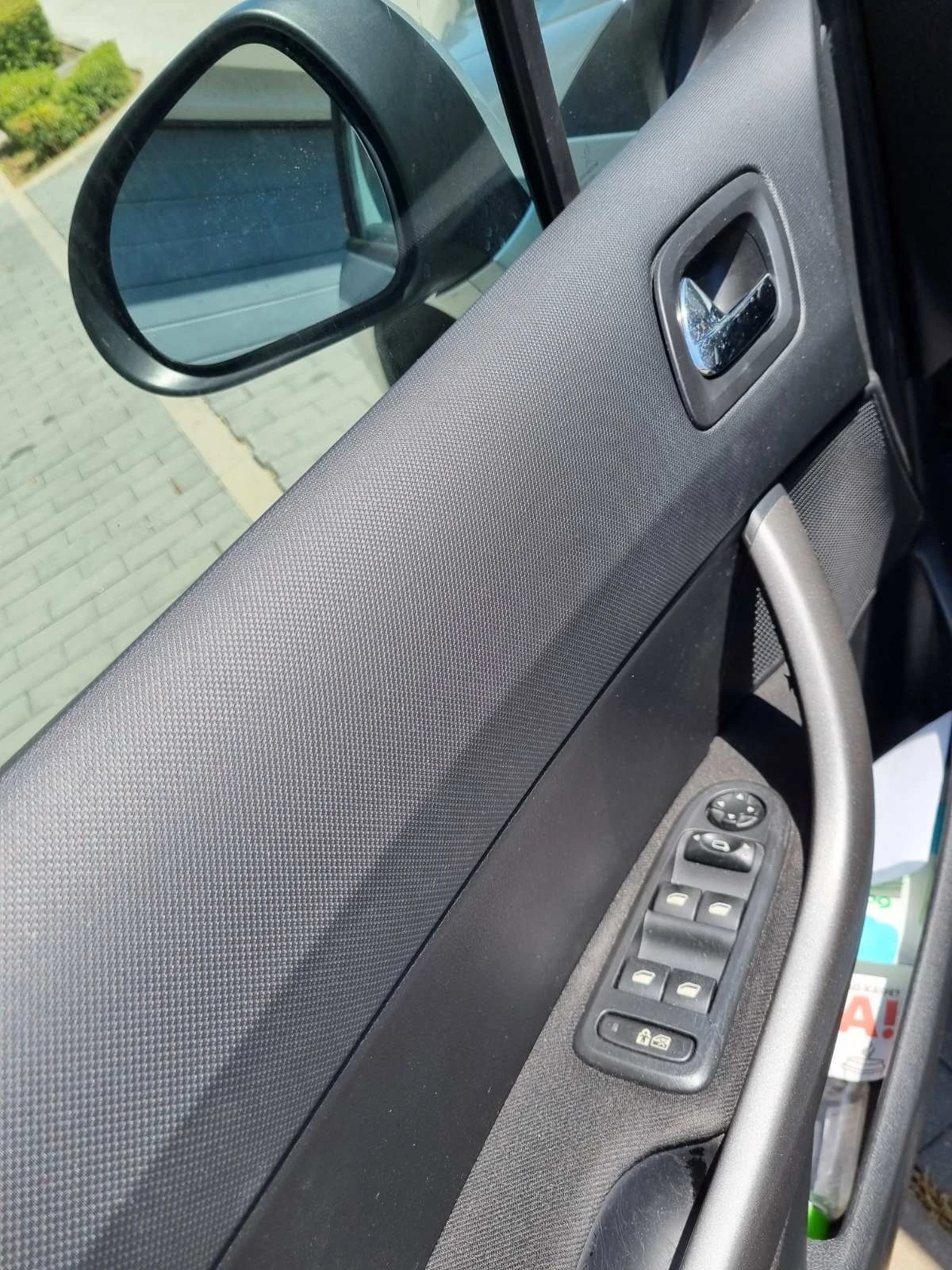 Peugeot 308 1.6 eHDI 110 - изображение 8