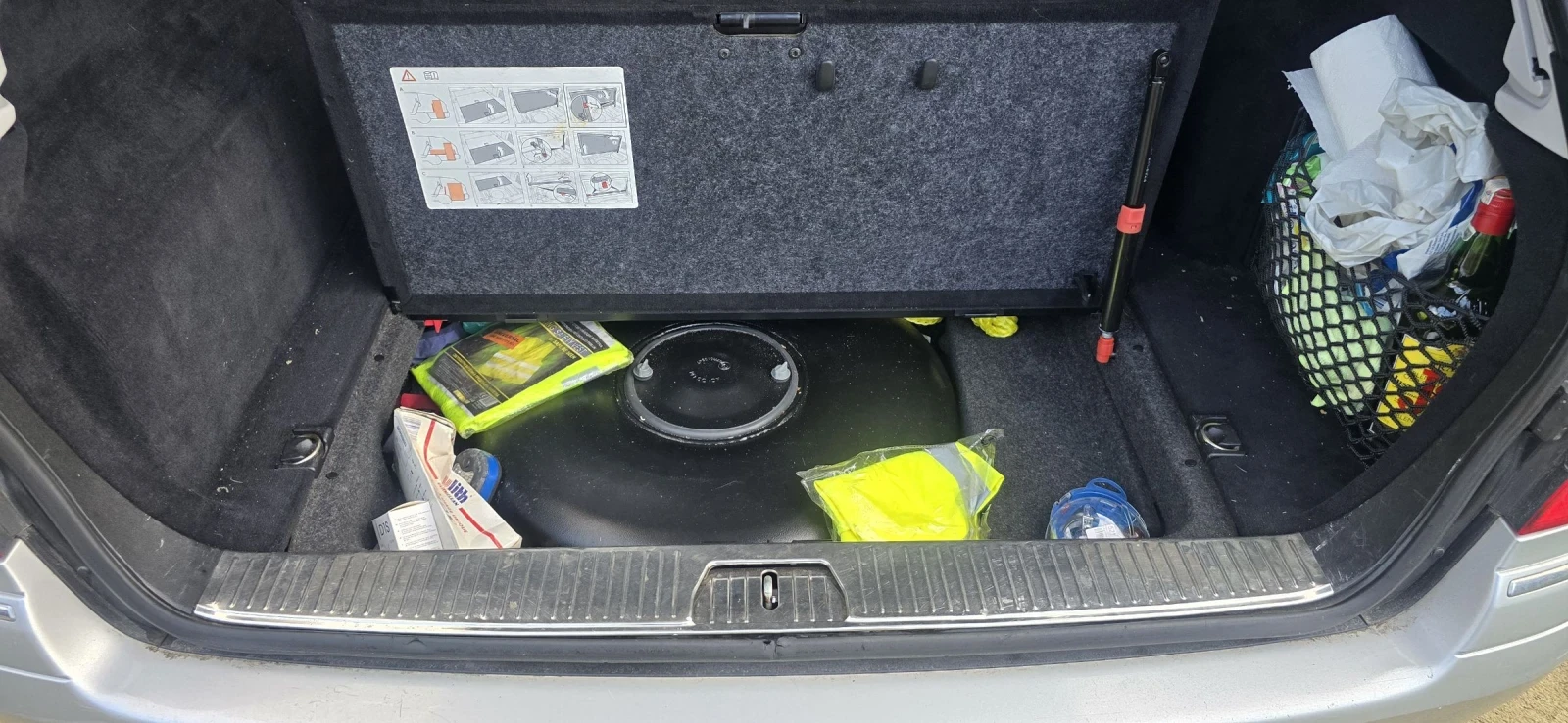 Mercedes-Benz E 350  - изображение 9