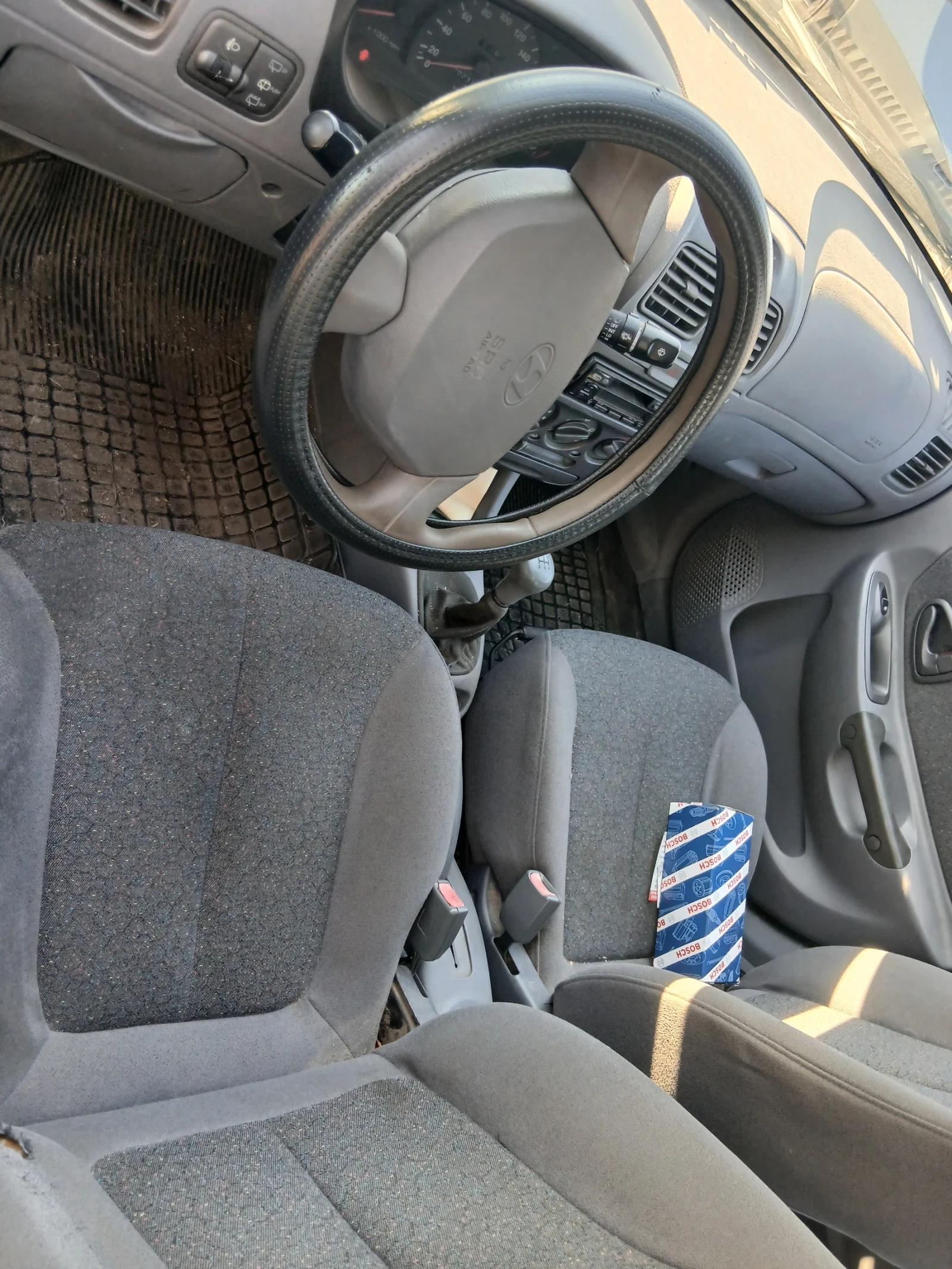 Hyundai Accent Седан, снимка 10 - Автомобили и джипове - 53816317