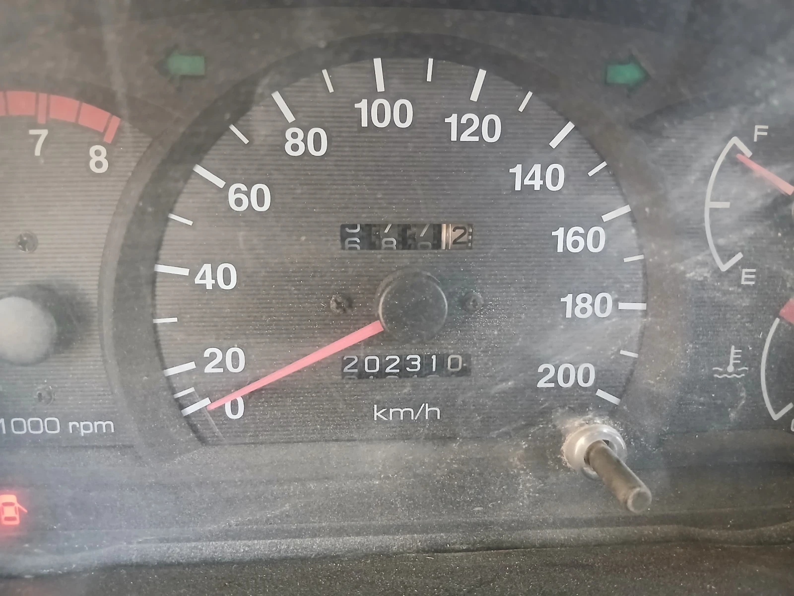 Hyundai Accent Седан, снимка 9 - Автомобили и джипове - 53816317