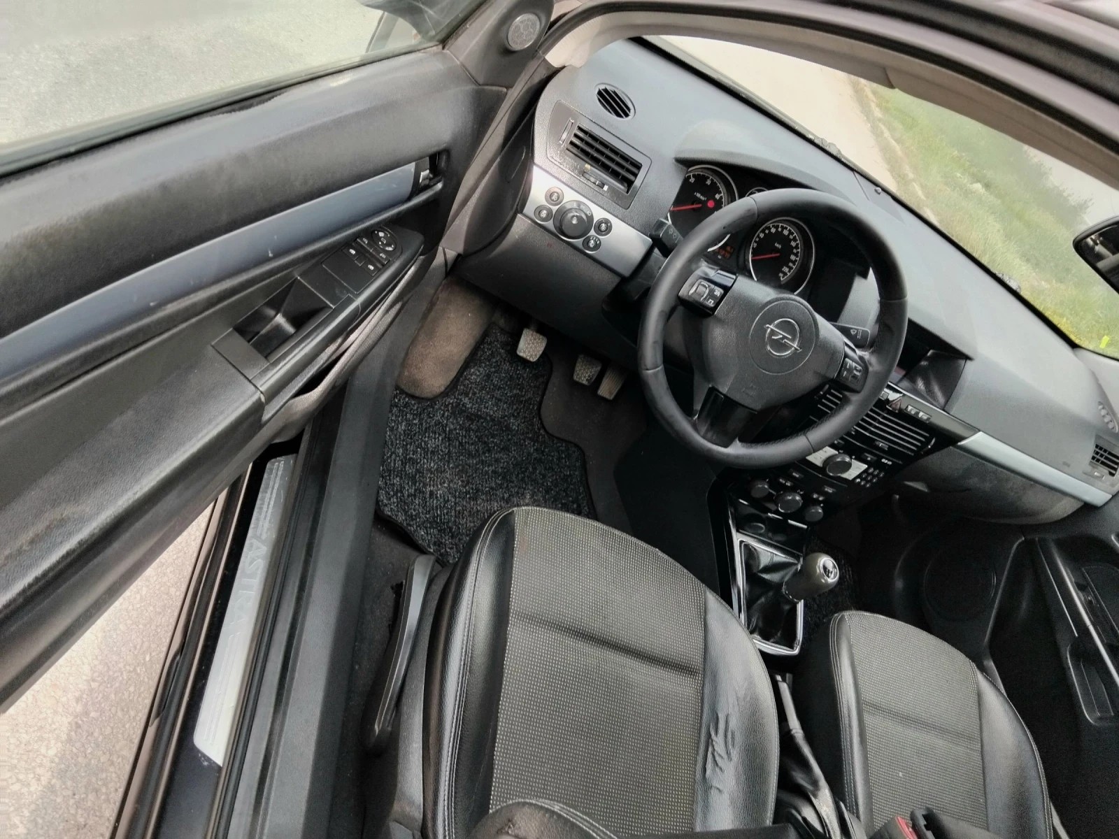 Opel Astra 1.7GTС+ КЛИМА 2007г , снимка 14 - Автомобили и джипове - 53825249