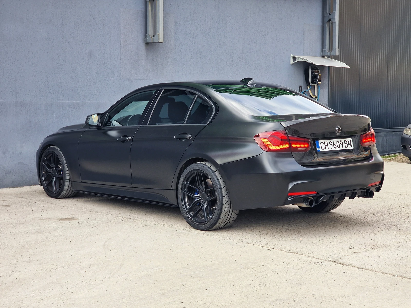 BMW 335 F30 335i M Performance , снимка 6 - Автомобили и джипове - 53955172