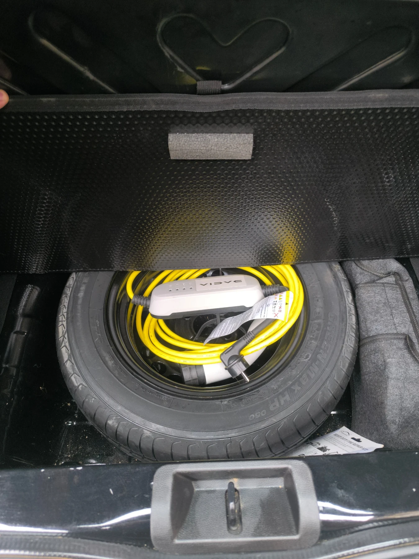 Dacia Spring, снимка 12 - Автомобили и джипове - 54055062