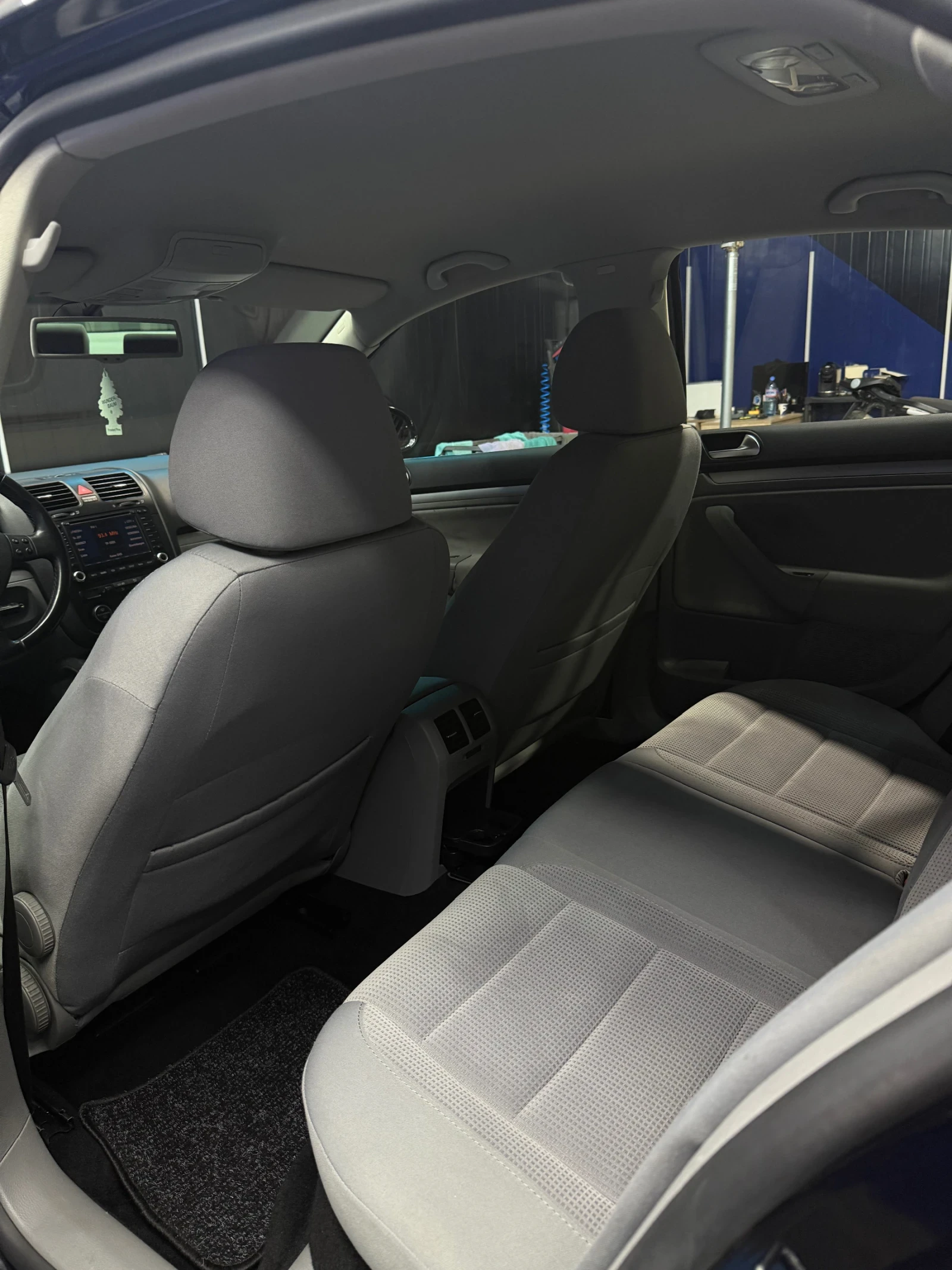 VW Jetta 2.0 Швейцария , снимка 9 - Автомобили и джипове - 54176430