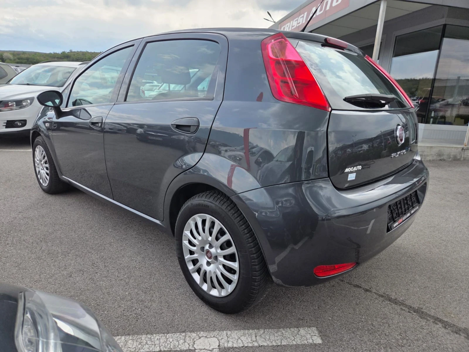 Fiat Punto 1.3 multi jet, снимка 6 - Автомобили и джипове - 54265337