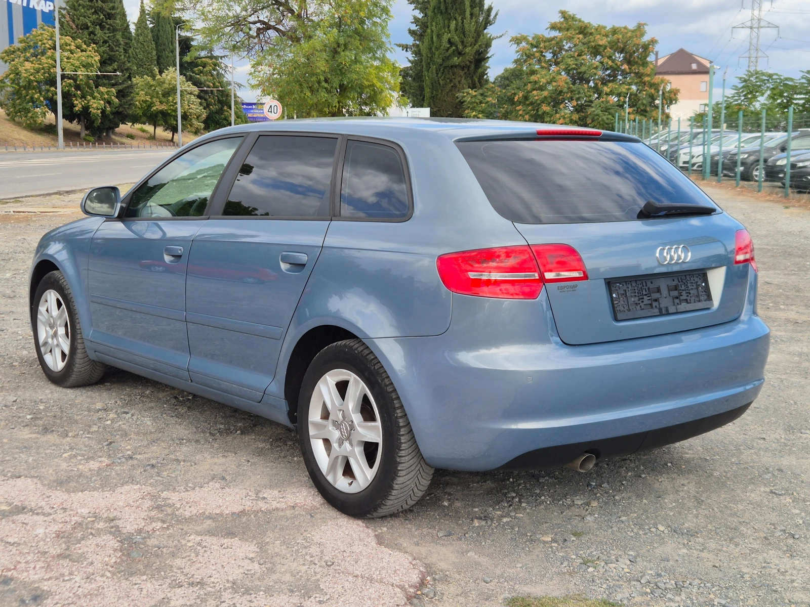 Audi A3 Sportback 1.6TDI 105кс, снимка 3 - Автомобили и джипове - 54617857