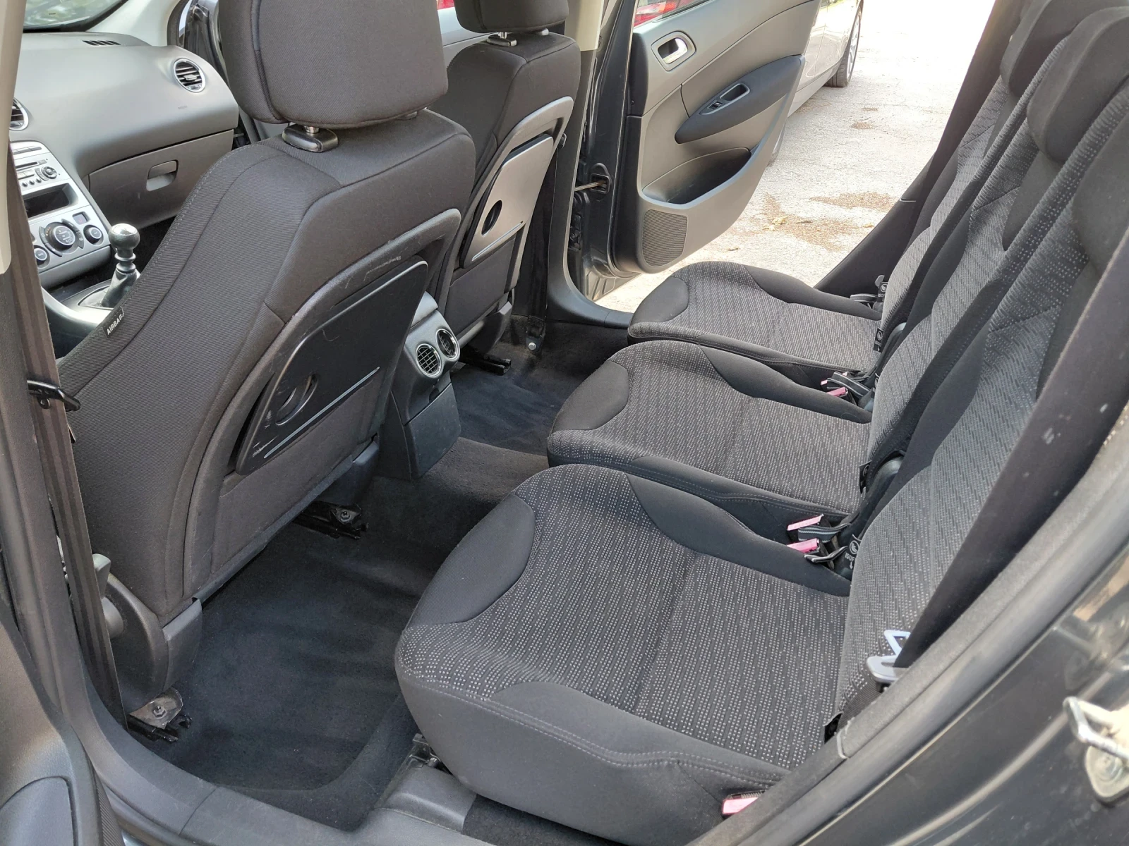 Peugeot 308 1.6HDI-110кс.-6скор.SW, снимка 12 - Автомобили и джипове - 54805540