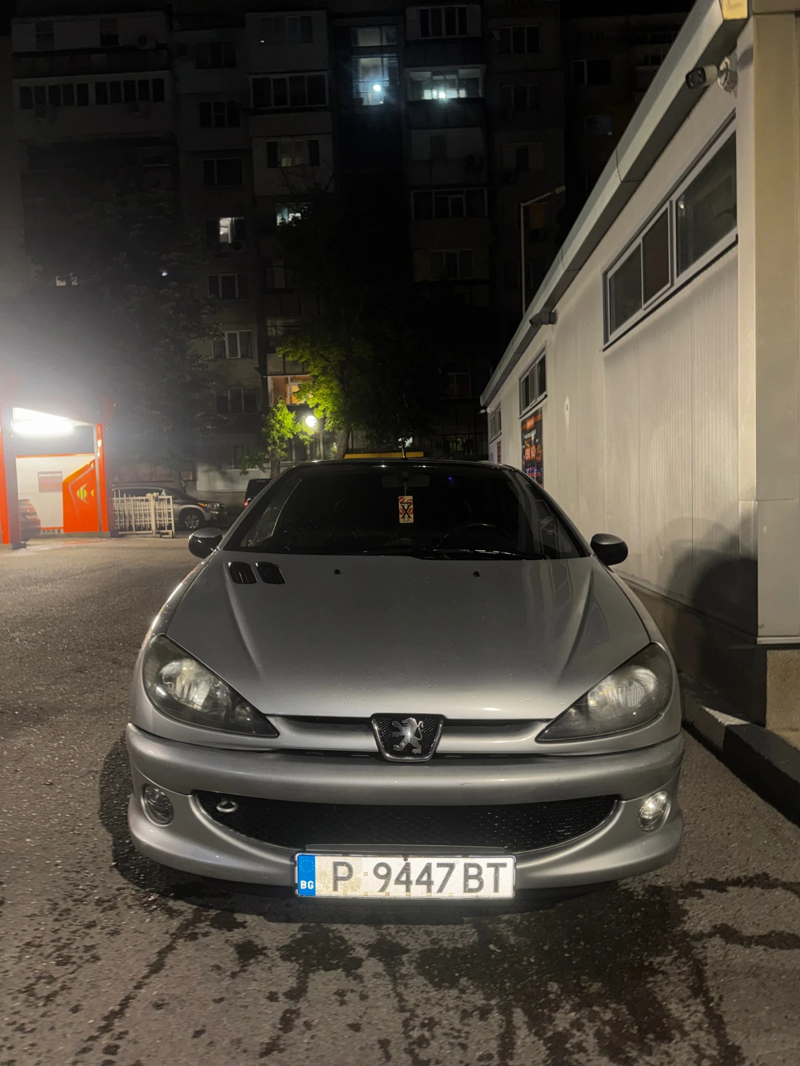 Peugeot 206 1.6 LPG, снимка 3 - Автомобили и джипове - 54981324