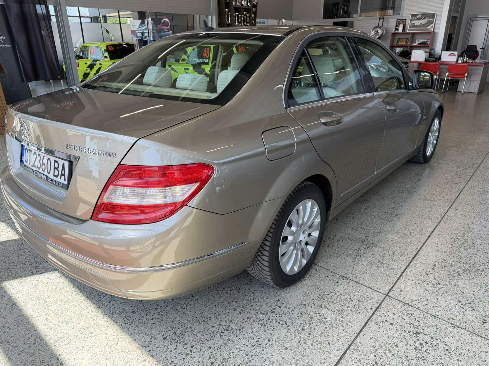 Mercedes-Benz C 180 Kompressor* ELEGANCE, снимка 6 - Автомобили и джипове - 55086236