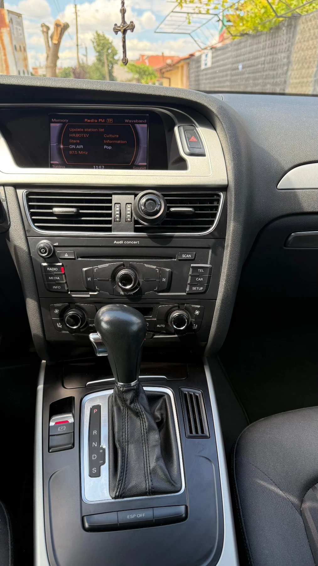 Audi A4 B8, снимка 5 - Автомобили и джипове - 55436109
