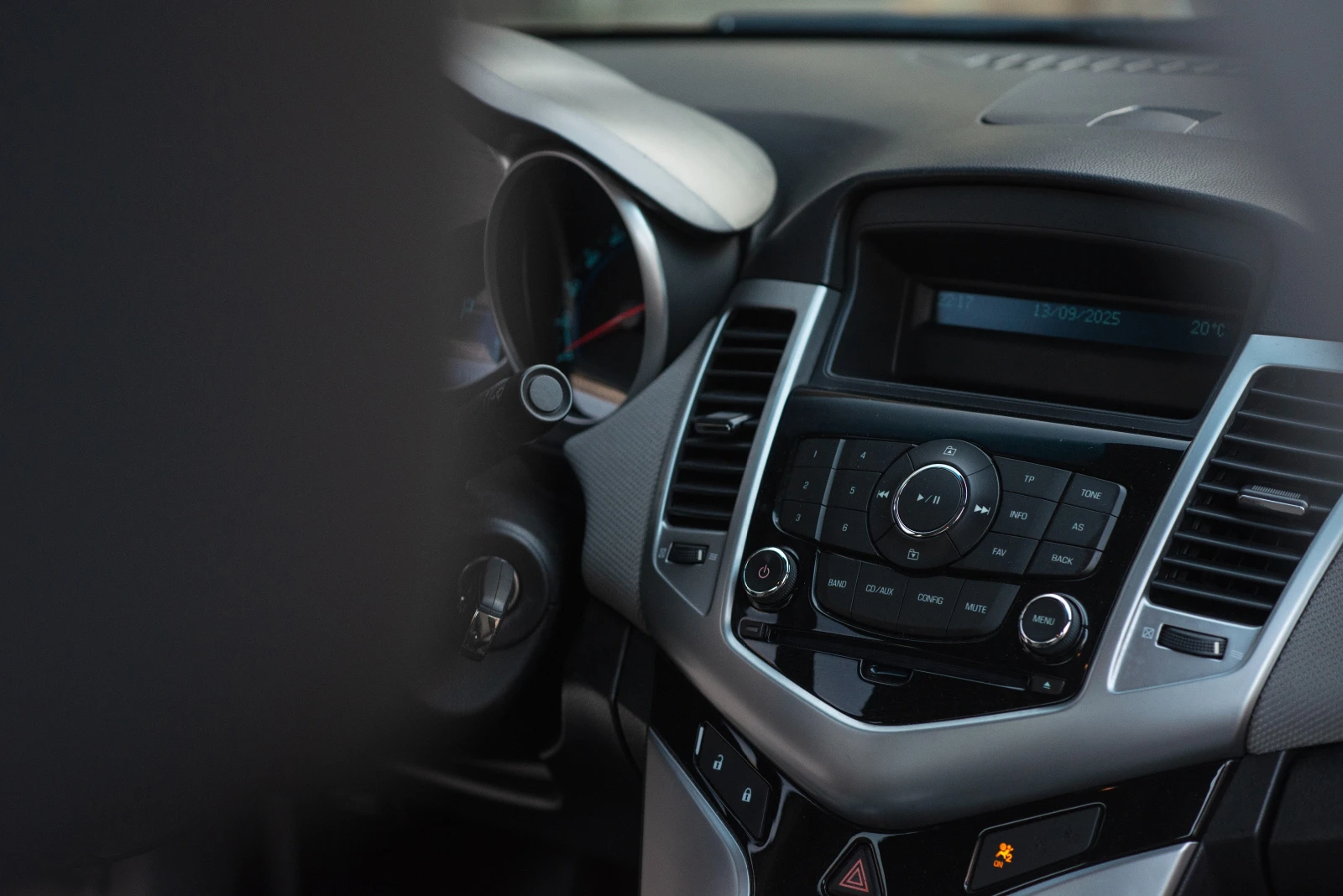 Chevrolet Cruze LS, снимка 5 - Автомобили и джипове - 55458756