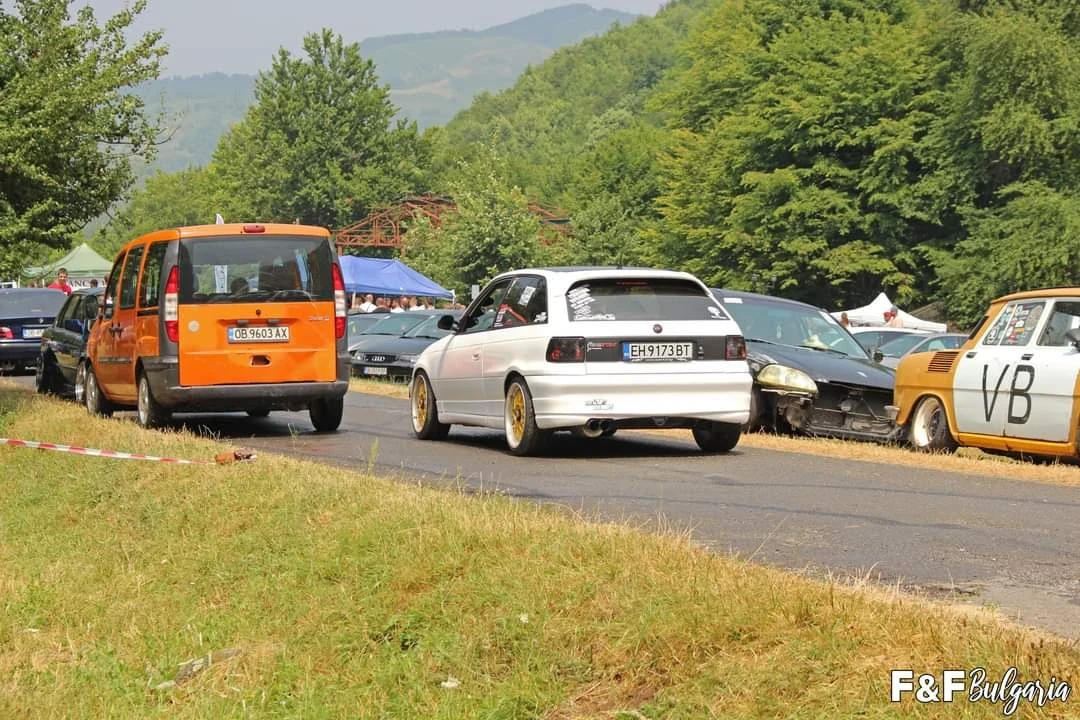Opel Astra GSi16v Turbo C20LET F28, снимка 2 - Автомобили и джипове - 55626515