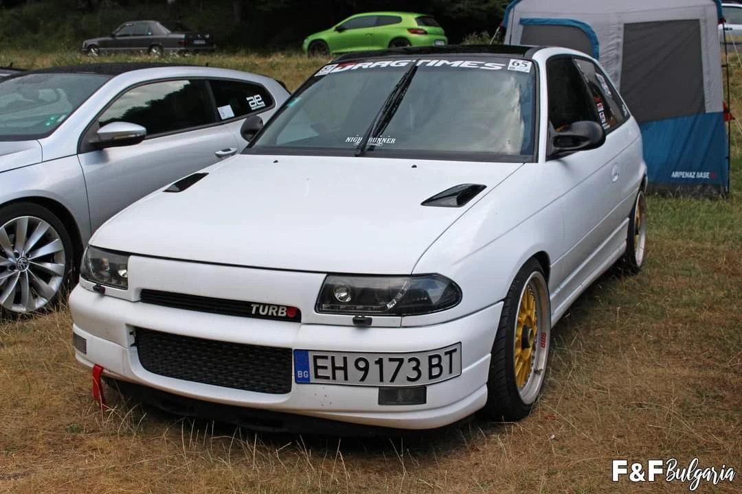 Opel Astra GSi16v Turbo C20LET F28, снимка 5 - Автомобили и джипове - 55626515