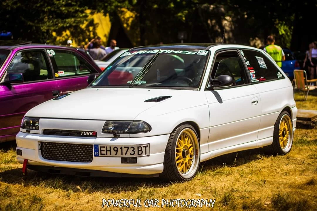 Opel Astra GSi16v Turbo C20LET F28