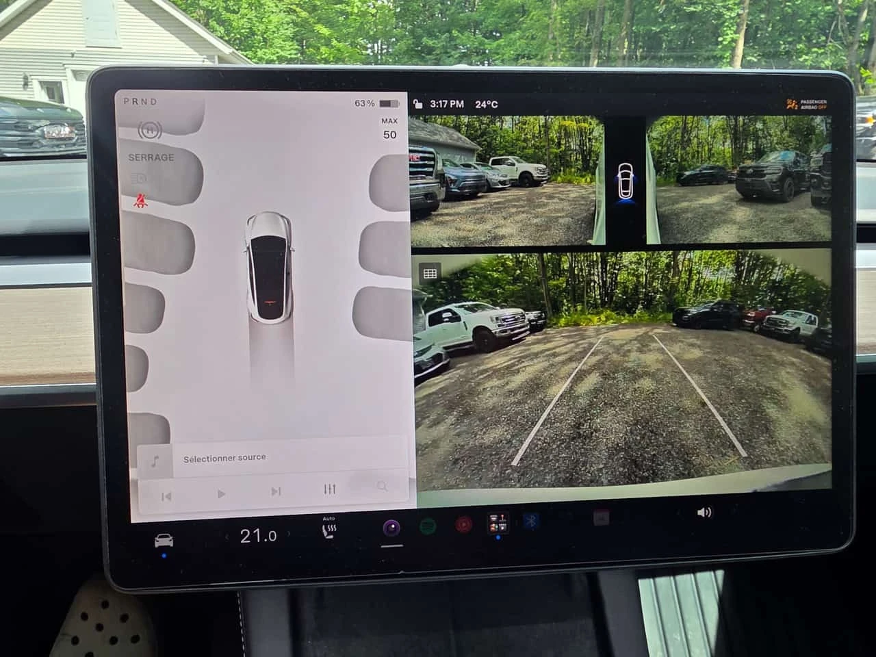 Tesla Model Y * RWD * Ltd Avail* * CARFAX * ОПЦИЯ ЗА ФИНАНСИРАНЕ, снимка 16 - Автомобили и джипове - 55739912