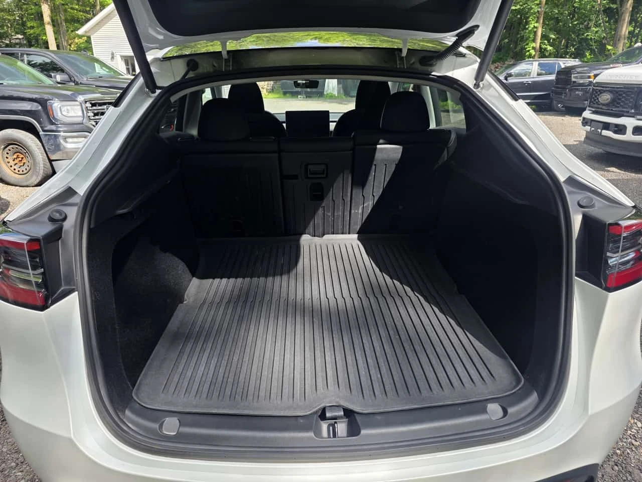 Tesla Model Y * RWD * Ltd Avail* * CARFAX * ОПЦИЯ ЗА ФИНАНСИРАНЕ, снимка 17 - Автомобили и джипове - 55739912
