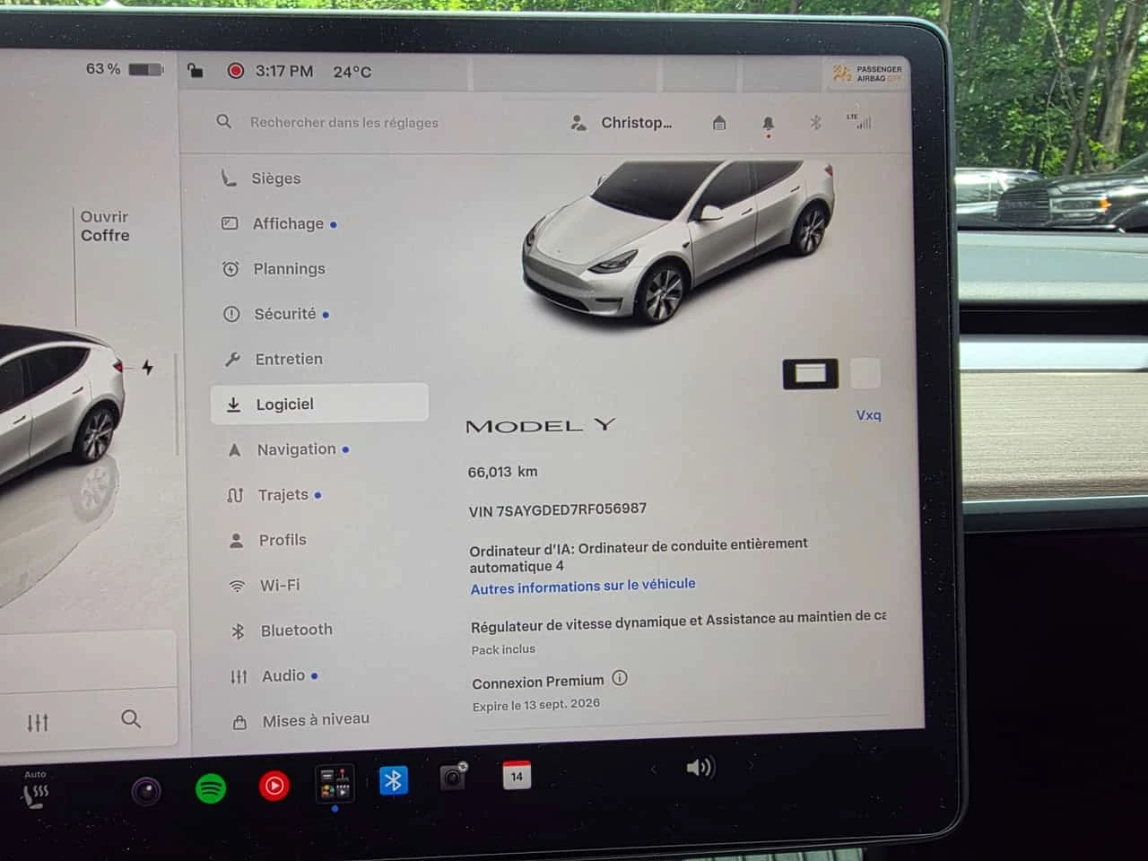 Tesla Model Y * RWD * Ltd Avail* * CARFAX * ОПЦИЯ ЗА ФИНАНСИРАНЕ, снимка 7 - Автомобили и джипове - 55739912