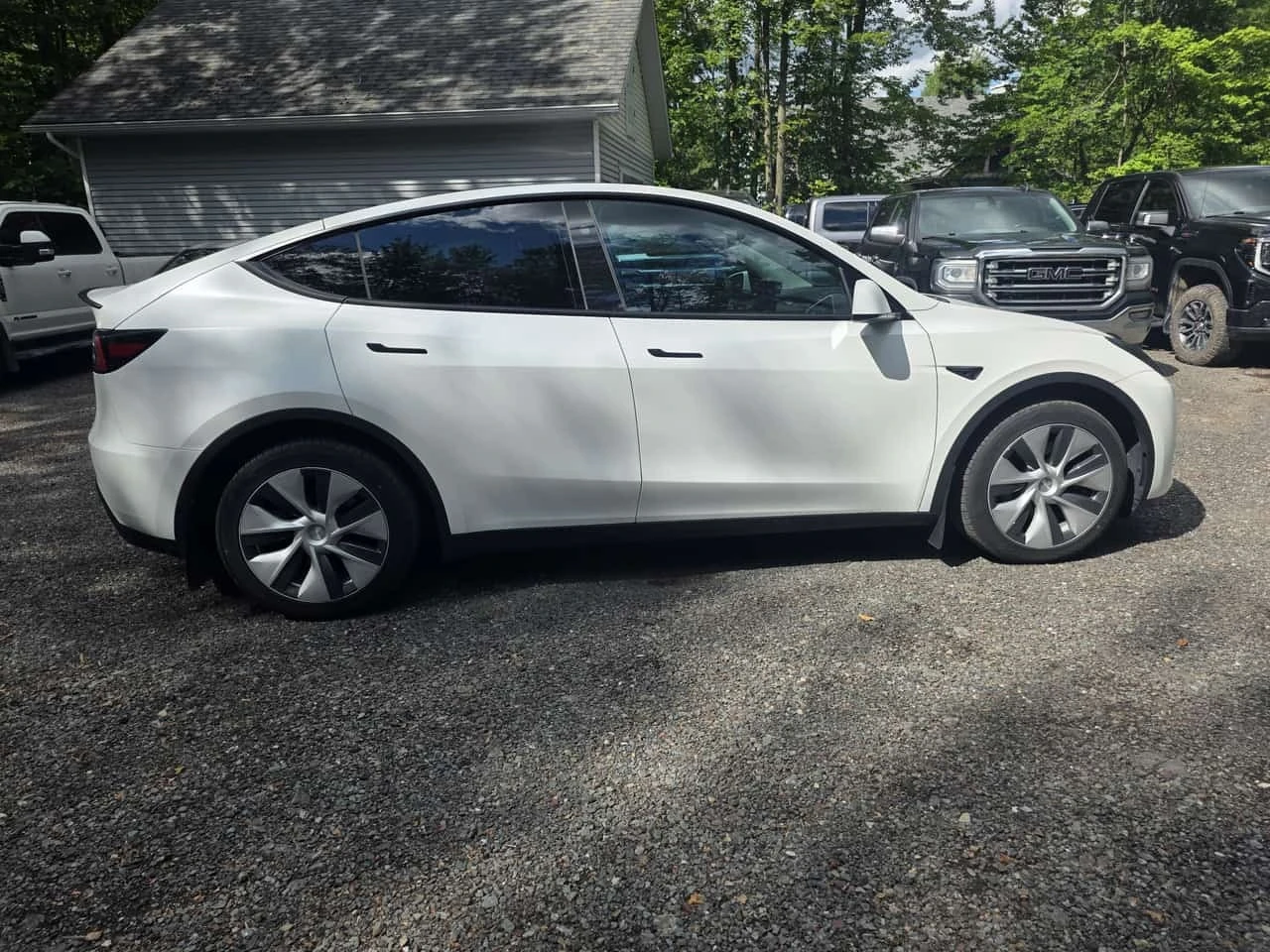 Tesla Model Y * RWD * Ltd Avail* * CARFAX * ОПЦИЯ ЗА ФИНАНСИРАНЕ, снимка 3 - Автомобили и джипове - 55739912