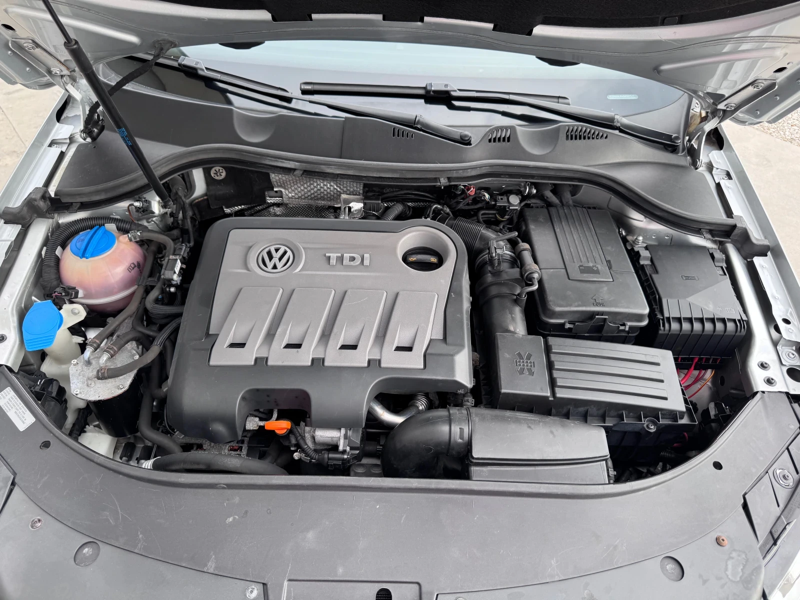 VW Passat 4MOTION EVRO 5 B, снимка 16 - Автомобили и джипове - 56165948