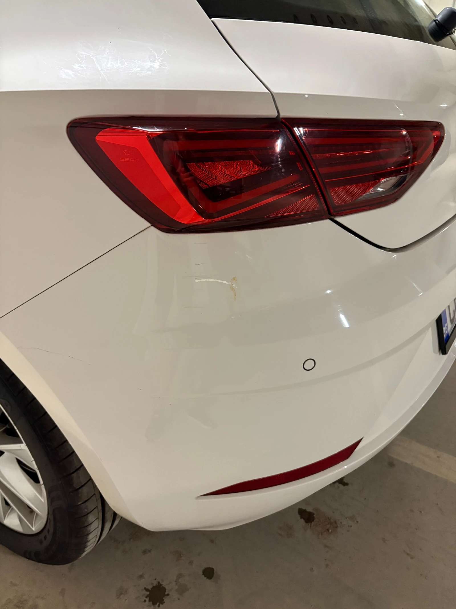 Seat Leon 1.6 TDI DSG, снимка 14 - Автомобили и джипове - 56166671