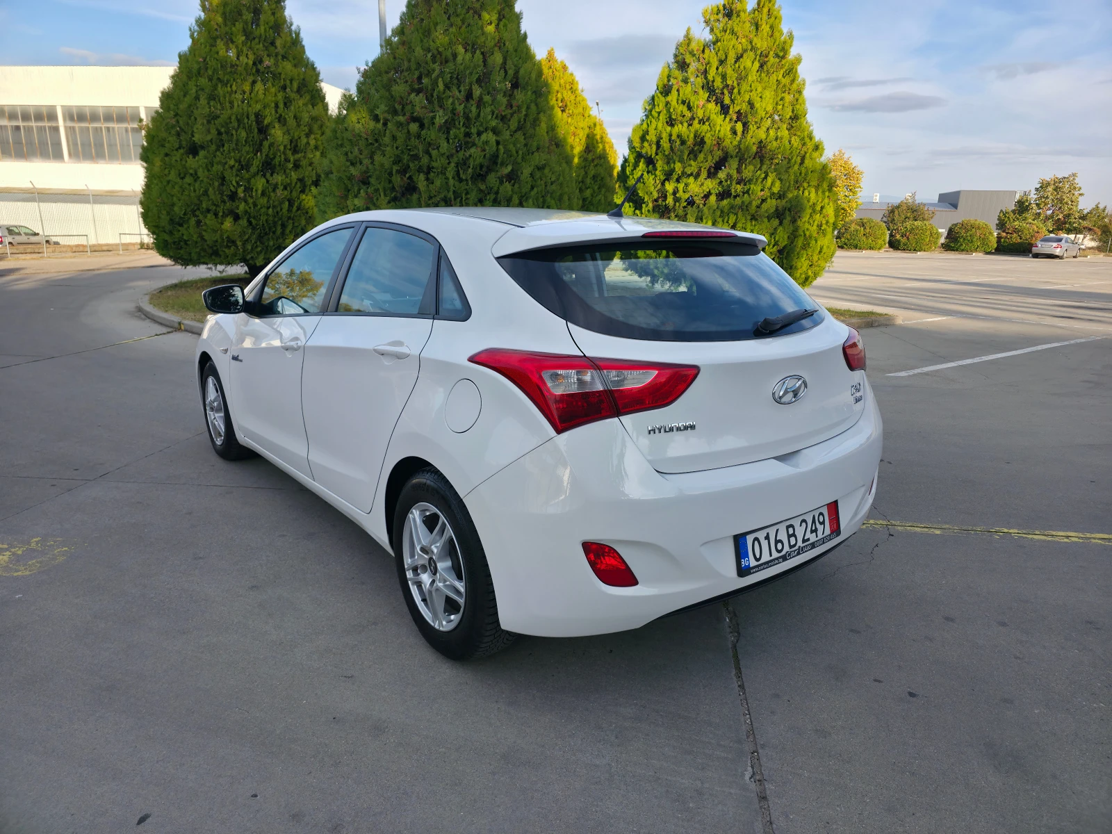 Hyundai I30 1.6crdi  Euro5b, снимка 6 - Автомобили и джипове - 56707003