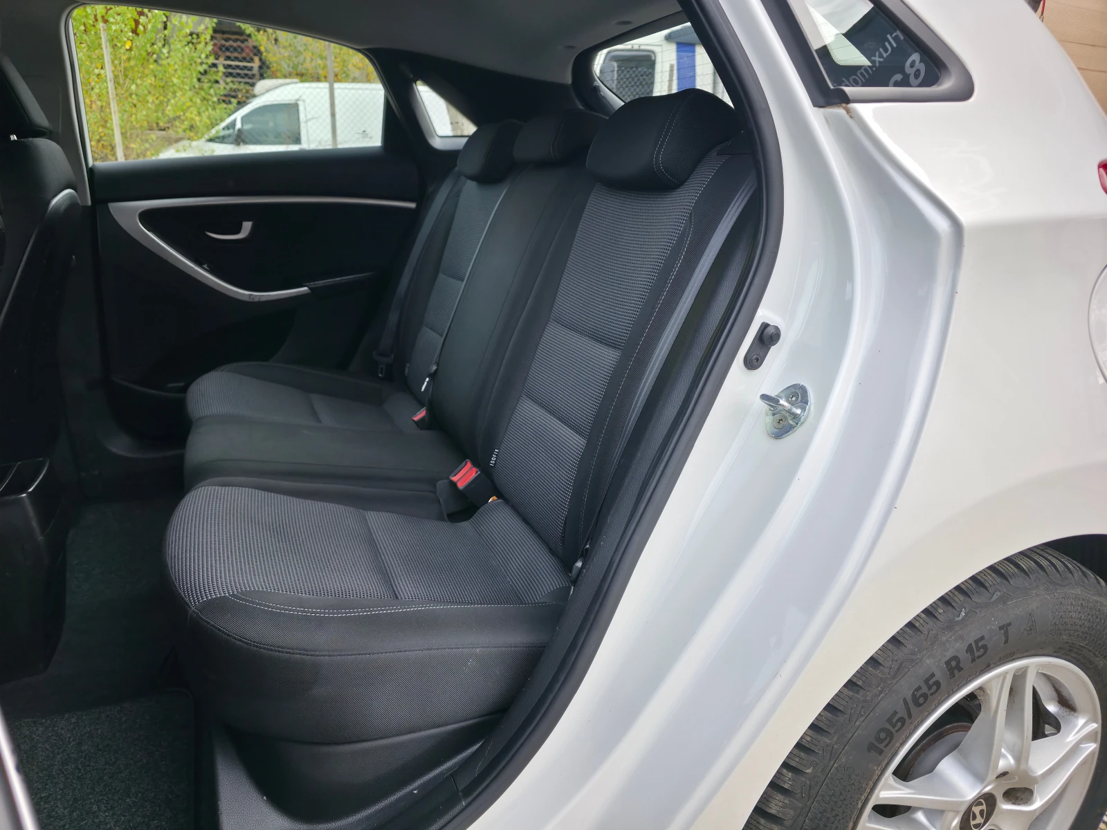Hyundai I30 1.6crdi  Euro5b, снимка 15 - Автомобили и джипове - 56707003
