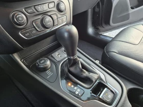 Jeep Cherokee, снимка 13