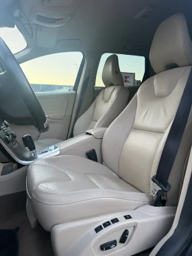 Volvo XC60 2.4d/Дистроник/4x4/AVTOMAT/FULL, снимка 10