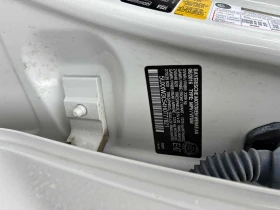 BMW X4 xDrive28i С РЕГИСТРАЦИЯ & АВТО КРЕДИТ  | Auto.bg — изображение 15