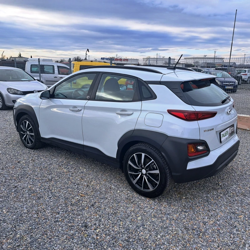 Hyundai Kona 1.6CRDI* 116Hp* CAMERA* ОТЛИЧНА!* , снимка 3 - Автомобили и джипове - 48440877