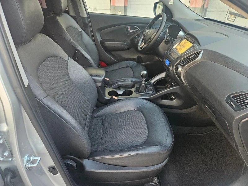 Hyundai IX35 1.7CRDi/Xpossible/FACE/NAVI/КАМЕРА/LED, снимка 15 - Автомобили и джипове - 48758012