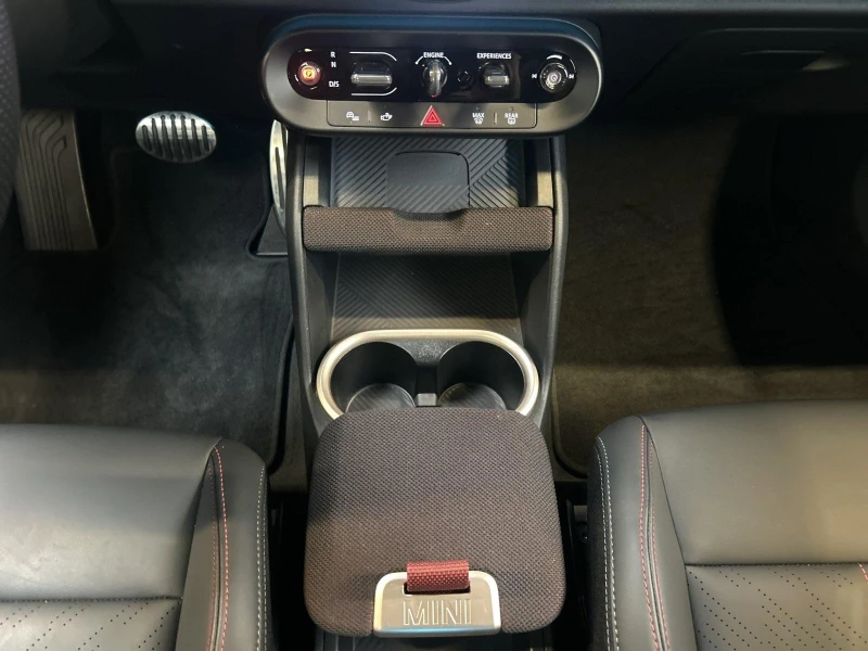 Mini Countryman JOHN COOPER WORKS ALL4 HEAD UP PANO H/K 360, снимка 11 - Автомобили и джипове - 52122377