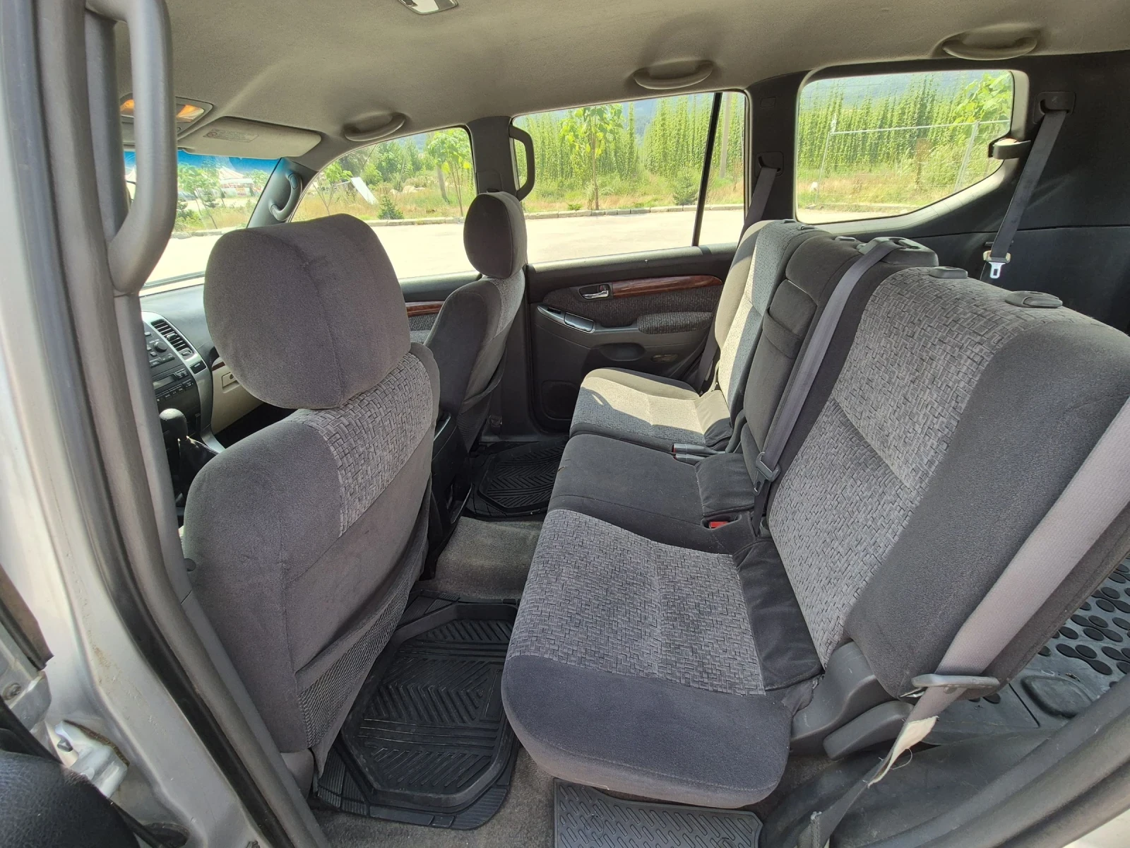 Toyota Land cruiser 3.0 РЪЧКА 7+ 1 | Mobile.bg — изображение 12