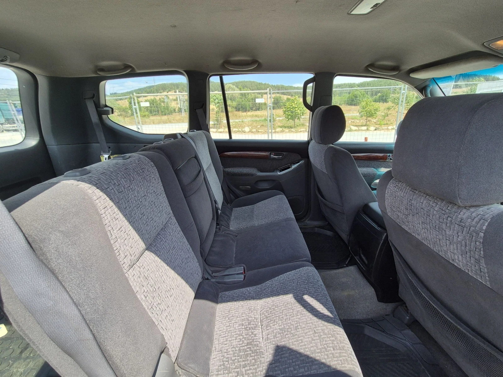 Toyota Land cruiser 3.0 РЪЧКА 7+ 1 | Mobile.bg — изображение 13