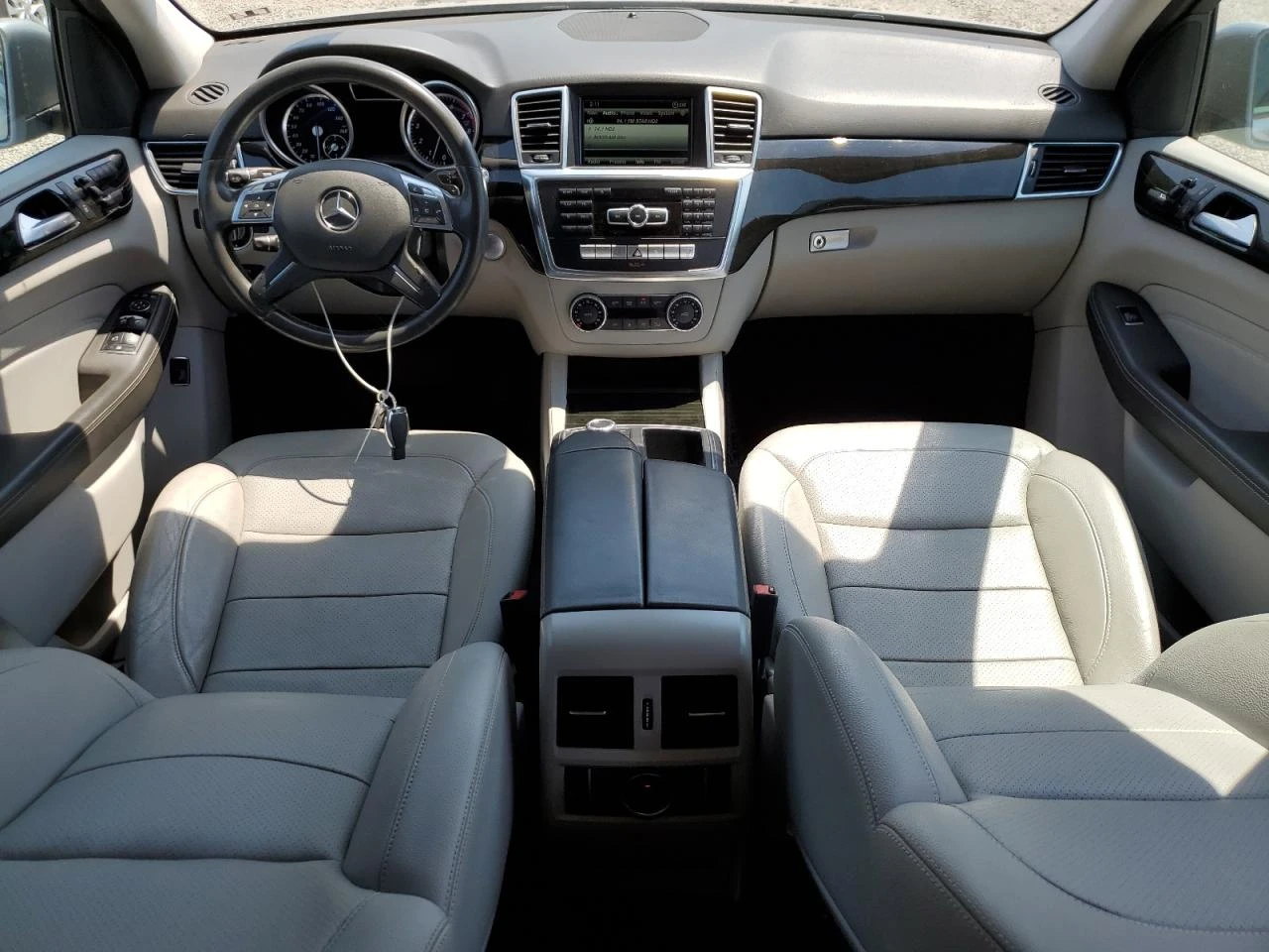 Mercedes-Benz ML 350 4MATIC * КЛИП НА ДВИГАТЕЛ* * ЛИЗИНГ*  - изображение 8